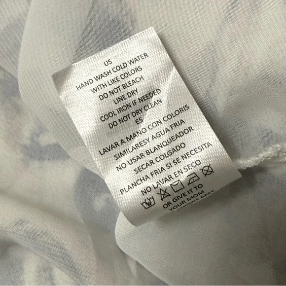 C&E Sleeveless Abstract Artsy Floral Blouse Top Women's Small Keyhole Career - Picture 9 of 10